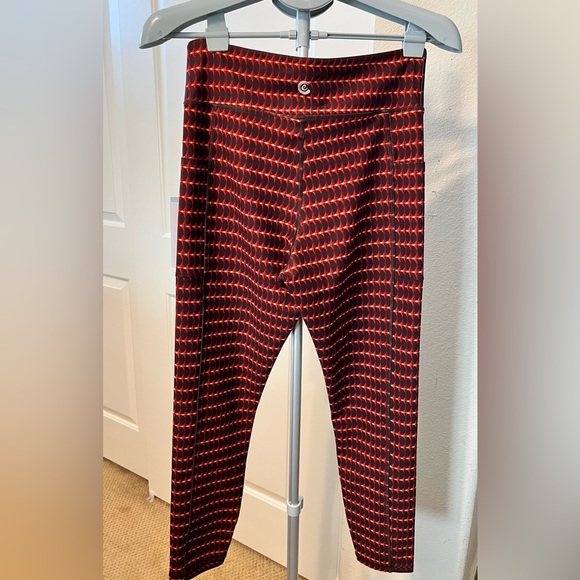 NWT Calme by Johnny Was Endurance High Waist 7/8 Legging with Pockets Size L - Picture 4 of 8